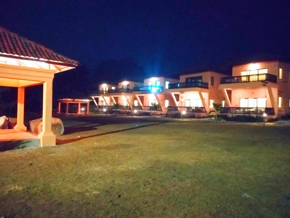 Khawāsa The Pench International酒店 外观 照片